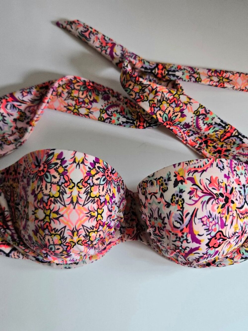 Victorias Secret Bikini Top Pink Purple Floral Size 34DD